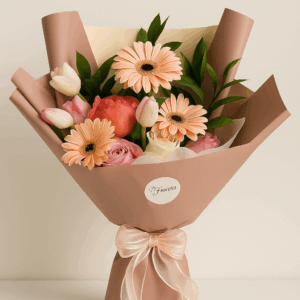 Ramo floral en tonos durazno y rosa pastel en Santiago Encanto Durazno Fioretta